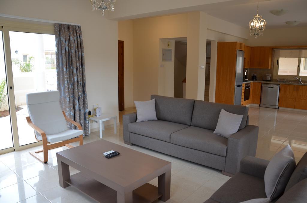 Anthorina Villa 2 Протарас Екстериор снимка