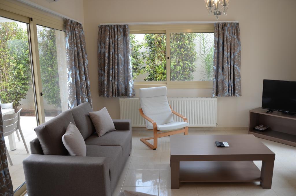 Anthorina Villa 2 Протарас Екстериор снимка